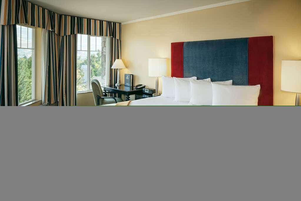 Plaza Inn & Suites At Ashland Creek Quarto foto
